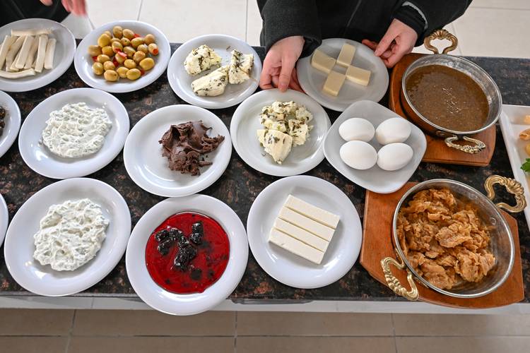 Katmer ve serpme kahvaltı dünyayı salladı! En iyi 10 kahvaltı listesi açıklandı! 6